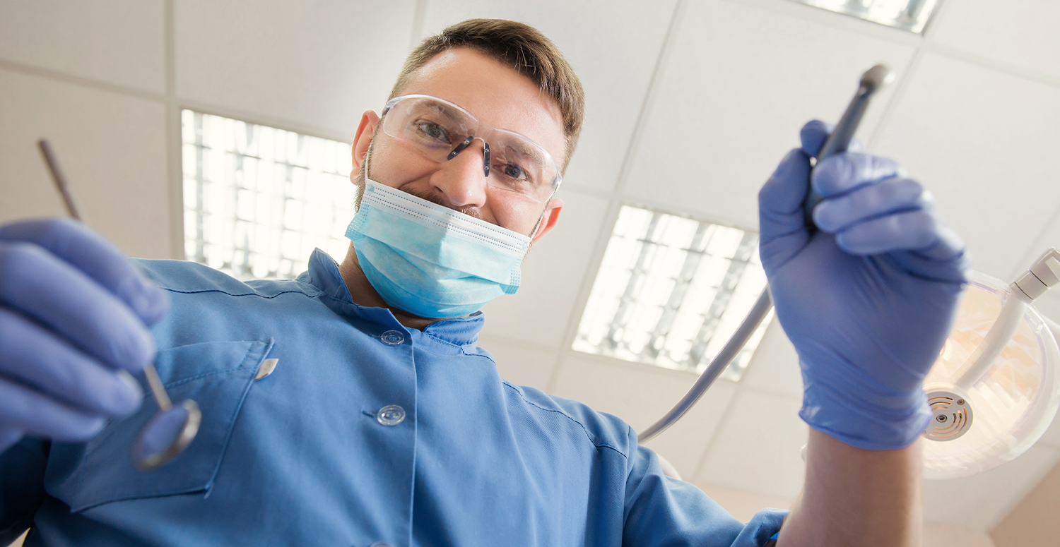 No momento, você está visualizando Dentista pode dar atestado para justificar falta?